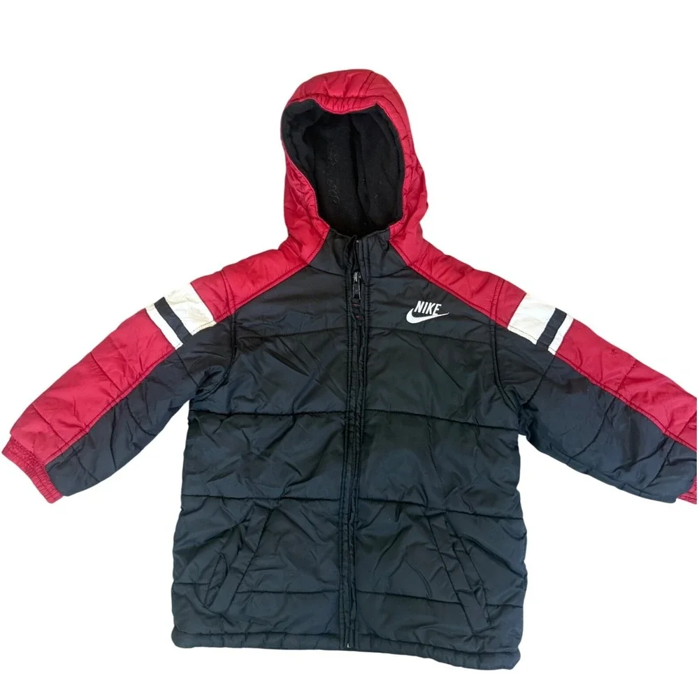 Nike Kids Hooded Puffer Jacket Size 5 Black Swoosh Fleece Lined Nylon Waterproof
